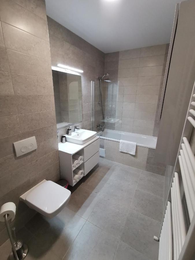 Kronbed Apartments Brašov Exteriér fotografie